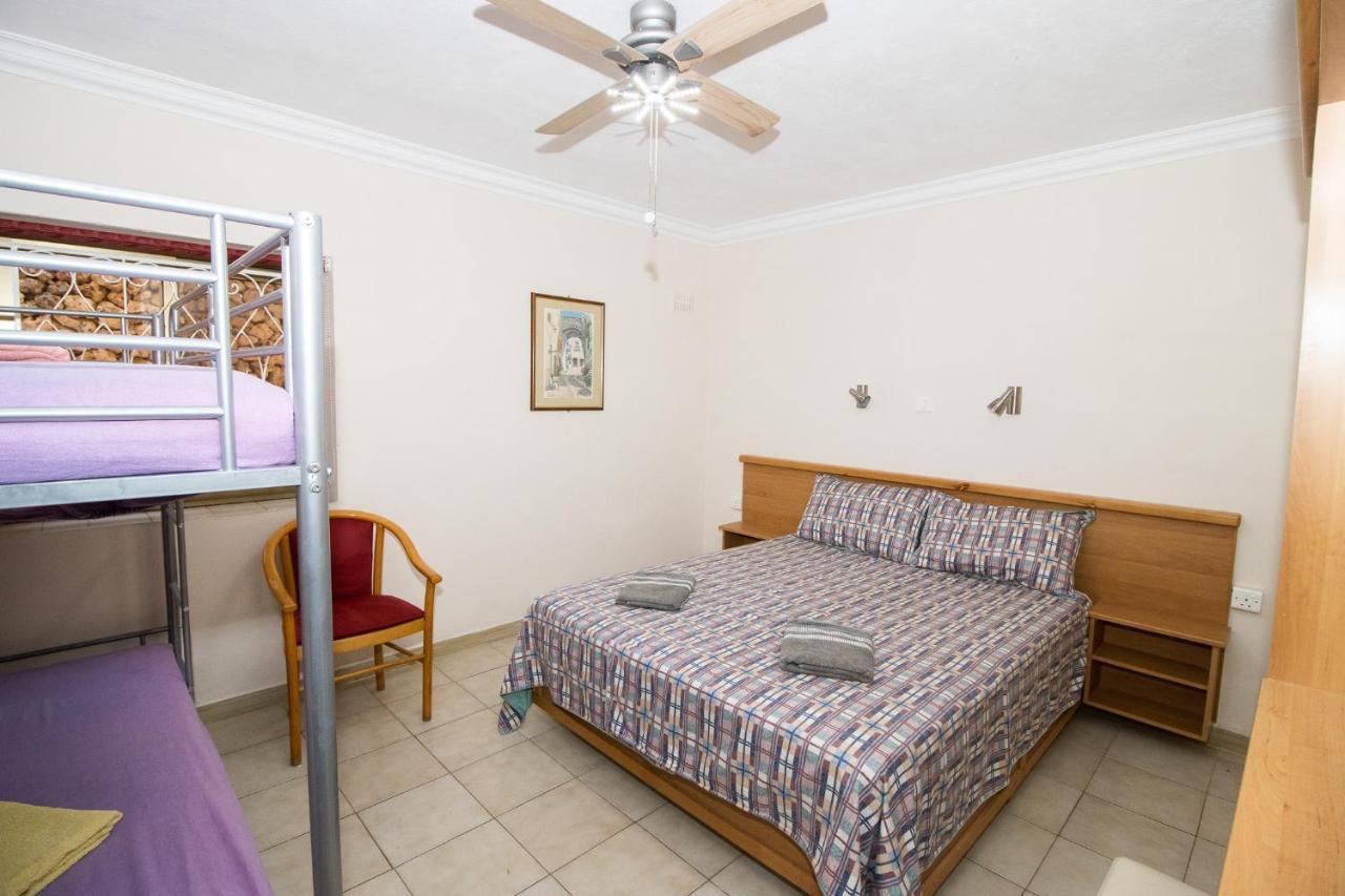 Tranquil Villa Apartments Units Mellieha Bagian luar foto