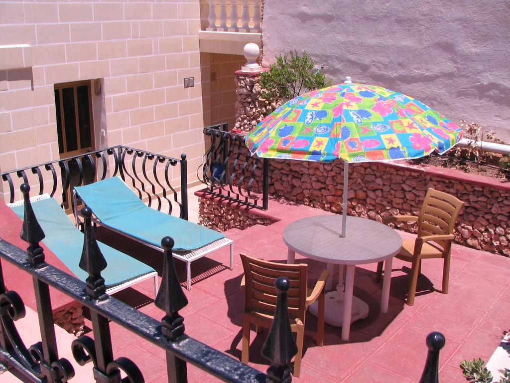 Tranquil Villa Apartments Units Mellieha Bagian luar foto