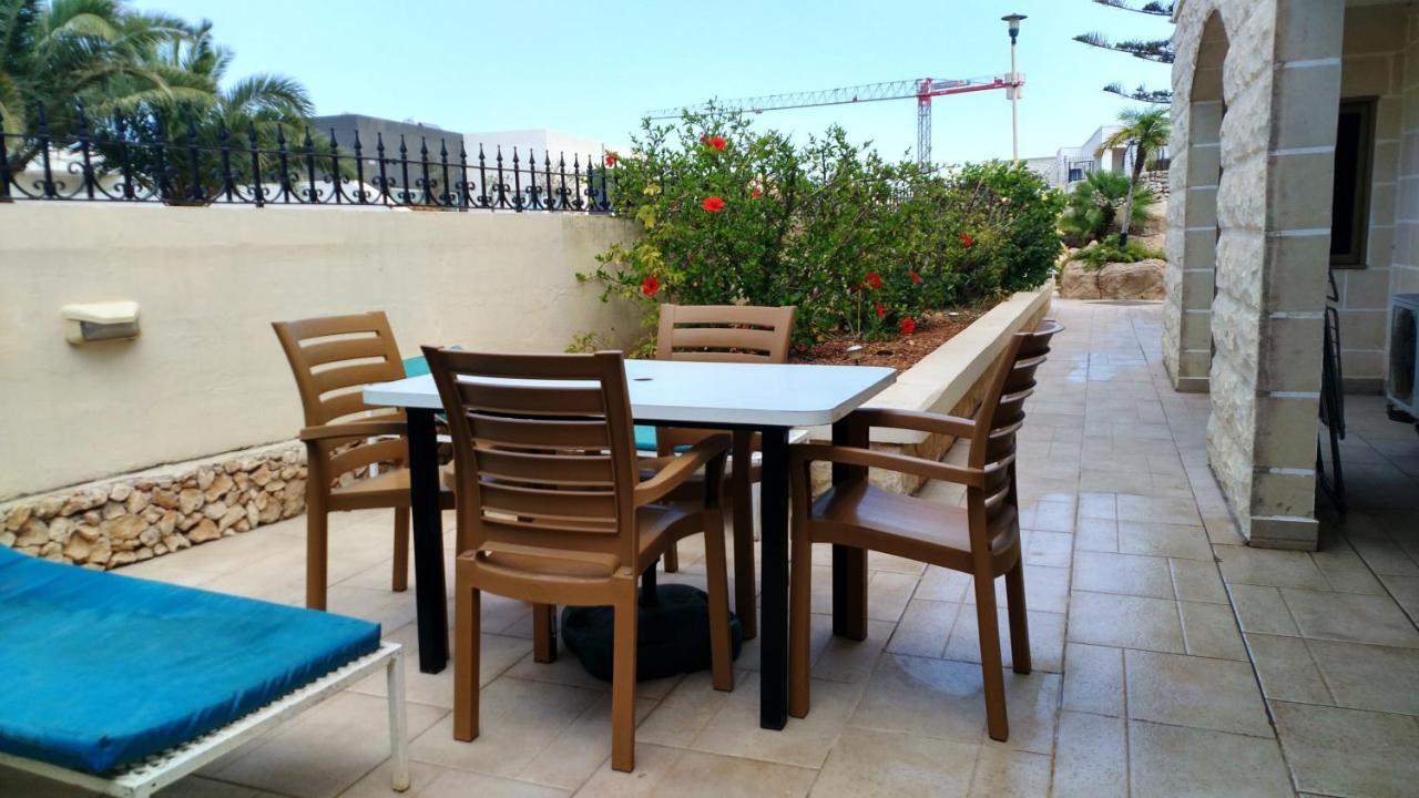 Tranquil Villa Apartments Units Mellieha Bagian luar foto